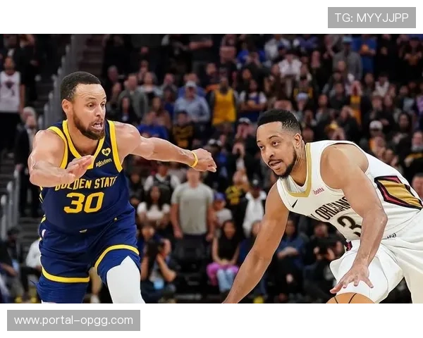 勇士对阵鹈鹕比赛中，库里命中关键球超越卡特历史得分纪录